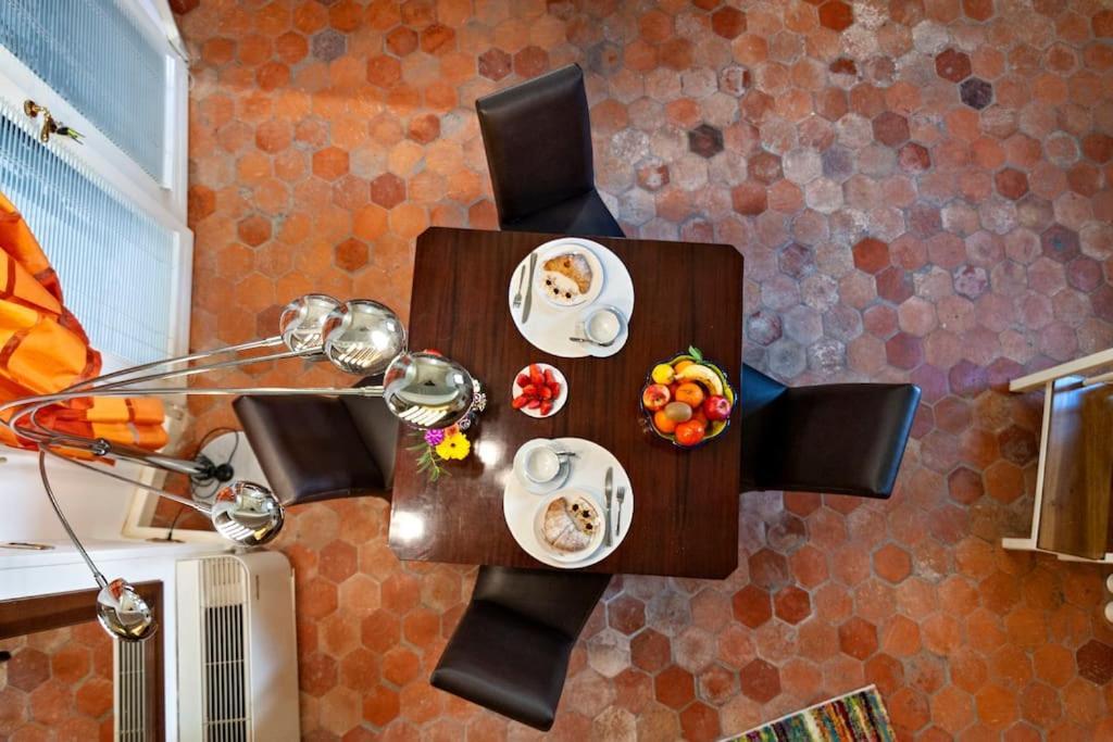 Casa Vacanze De Mari Lecce Dış mekan fotoğraf