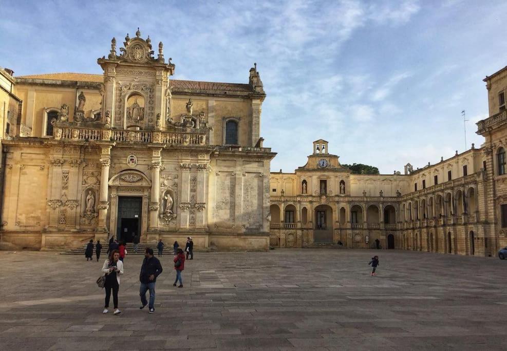 Casa Vacanze De Mari Lecce Dış mekan fotoğraf